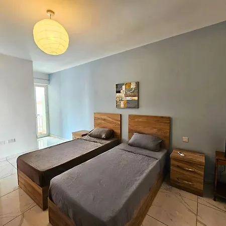 Apartment 2 Bedroom Centrally Located St. Pauls Bay *
