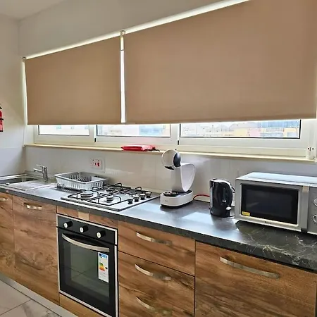 2 Bedroom Centrally Located St. Pauls Bay *